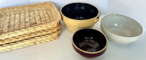 lot 243 image: Stoneware Pot with Bowls & Wicker Basket - Hammered Beige Texture