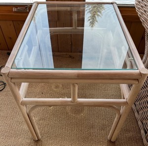 lot 20 image: Rattan End Table with Glass Top