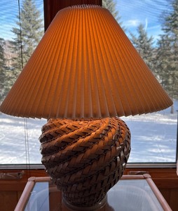 lot 23 image: Table Lamp with Woven Wicker Base and Pleated Shade