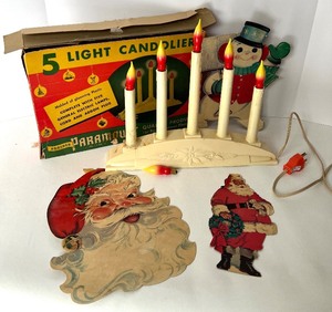 lot 43 image: Vintage 5 Light Candolier - Paramount with Original Box and Paper Cutouts