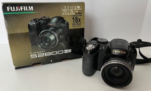 lot 184 image: Digital Camera - Fujifilm FinePix S2800HD 18x Optical Zoom