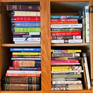 lot 153 image: Large Assortment of Books Collection (40)