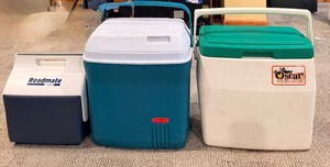 lot 174 image: Igloo Roadmate & Oscar by Coleman Coolers - 3 Cooler Lot