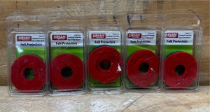 lot 38 image: Uriah Felt Protectors lot of 5