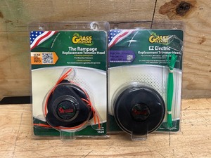 lot 48 image: Grass gator replacement trimmer heads (lot of 2)