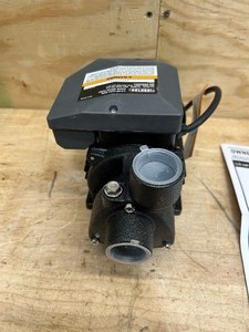 lot 101 image: 14 HP Cast Iron Clear Water Pump