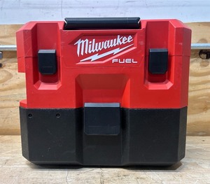 lot 146 image: Milwaukee WetDry Vacuum No. 0960-20