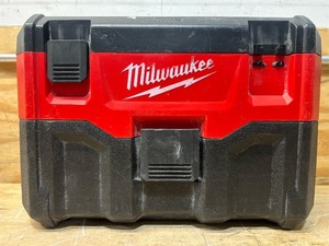 lot 147 image: Milwaukee 2 Gallon WetDry Vacuum No. 0880-20