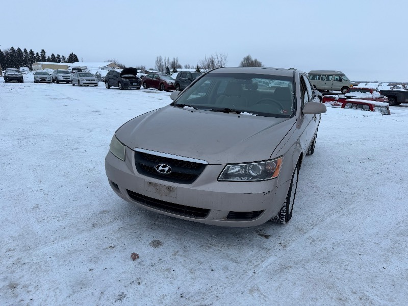 lot 13 image: 2007 Hyundai Sonata