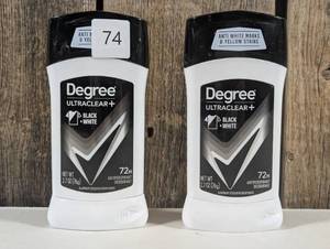 lot 74 image: Degree Deodorant 2.7 Ounce Mens Ultra Clear Black & White (set of 2)