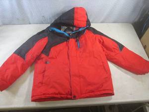 lot 26 image: (BR1) ZeroXposur Winter Coat with H...