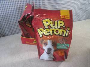 lot 57 image: (B-1) 4 Bags of Pup-Peroni Lean Bee...