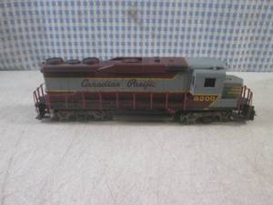 lot 64 image: (FS) Bachmann Canadian Pacific 8200...