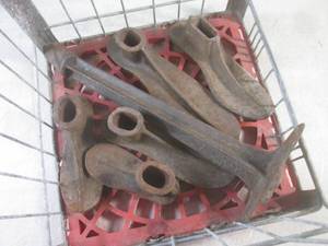 lot 74 image: (A-1) Antique Cast Iron Cobblers Sh...
