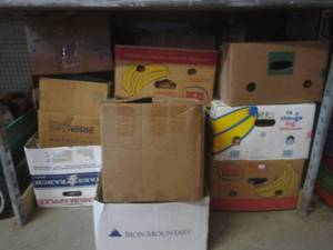 lot 77 image: (EW6) Assortment of Unclaimed Unsol...