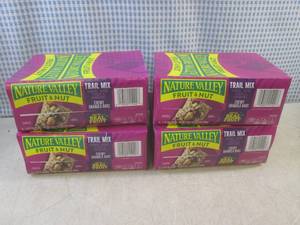 lot 147 image: (B-3) 4 Boxes of Nature Valley  Fru...
