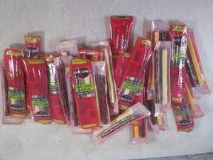 lot 166 image: (B-3) 24 Assorted Jack Links Beef a...