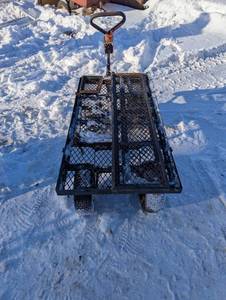 lot 4 image: Nice Metal Utility Cart with Sides