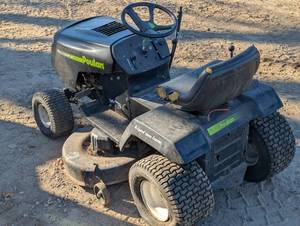 lot 23 image: Poulan 15 HP XLC OHV 42 Cut Lawn Tractor