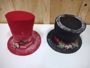 lot 122 image: Snowman Hats