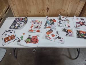 lot 152 image: Halloween Decoration