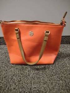 lot 83 image: Anne Klein Handbag