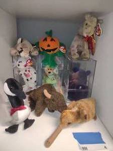 lot 4 image: Vintage Beanie Babbies