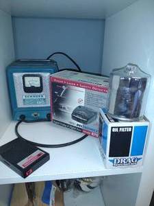 lot 20 image: Radar detector, Hot Shot, Vintage battery charger