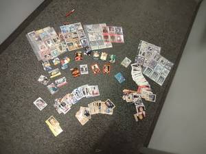 lot 31 image: Vintage Baseball cards, football, Hockey, Desert Storm, WCW wrestling,  Bill and Ted, Basketball cards