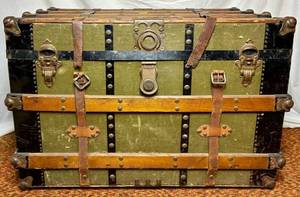 lot 13 image: Eagle Lock Co. Antique Steamer Trunk with Lock (No key)