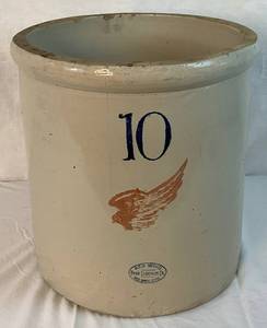 lot 20 image: Antique Red Wing Union Stoneware 10 Gallon Crock