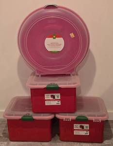lot 214K image: LL-CL - Set of 3 Red Storage Totes with Lids and 1 Holiday Wreath Storage Box
