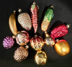 lot 354K image: LL-TR - Set of 12 Kurt Adler Fruit and Vegetable Glass Ornaments