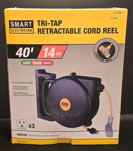lot 370K image: G - Smart Electrician 40 ft 14 GA Tri-Tap Retractable Cord Reel