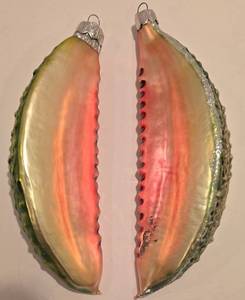 lot 476K image: LL-FR - Pair of 6.25 Inch Glass Christmas Pickle Ornaments