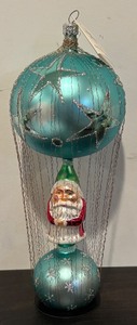 lot 5R image: S - Christopher Radko Up, Up and Snowy Santa Hot Air Balloon Ornament