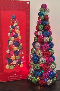 lot 22R image: FR - Festive Prelit Multicolor Ornament Christmas Tree