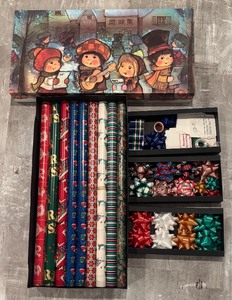 lot 31R image: FR - Holiday Gift Wrapping Set with Paper Rolls, Bows, Tags and More