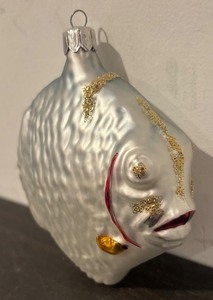 lot 101R image: FR - Vintage 1992 Christopher Radko Tropical Fish Glass Ornament