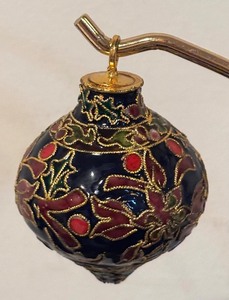 lot 104R image: FR - Cloisonne Ornament with Floral and Berry Design
