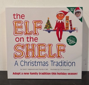 lot 116R image: S - Elf on the Shelf Christmas Tradition Gift Set