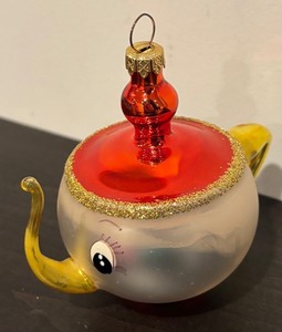 lot 127R image: FR - Christopher Radko Mrs. Potts Glass Ornament
