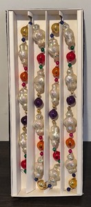 lot 305R image: TR - Christopher Radko Snow Bears Holiday Garland