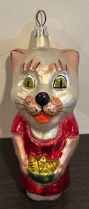 lot 373R image: TR - Vintage Glass Kitten Ornament