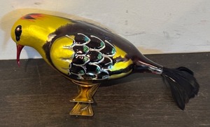 lot 382R image: TR - Vintage Metal Bird Clip Ornament with Feather Tail