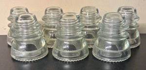 lot 526R image: G - Set of 7 Vintage Glass Insulators
