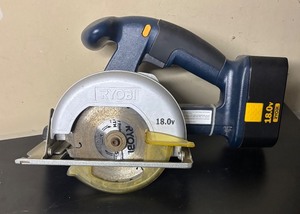 lot 530R image: G - Ryobi 18V Cordless Circular Saw Model R10631 with Battery