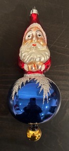 lot 533R image: FR - Christopher Radko Santa on Ball Glass Ornament