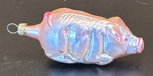 lot 557R image: FR - Christopher Radko Pink Pig Glass Ornament
