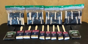 lot 604R image: MB - Large Collection of New Paint Brushes and Foam Brush Sets